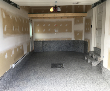 Resurfacage de plancher de garage a Longueuil - Resurfaçage de plancher de béton, sablage de béton et installation de recouvrement de béton au polyuréa